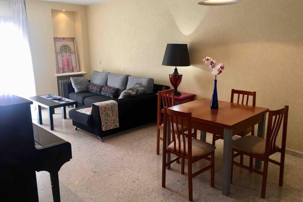 Confortable-Tranquilo Apartamento Junto Al Centro 马拉加 外观 照片