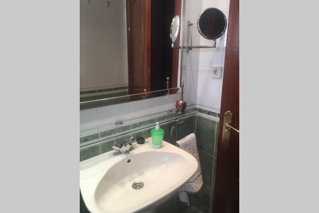 Confortable-Tranquilo Apartamento Junto Al Centro 马拉加 外观 照片